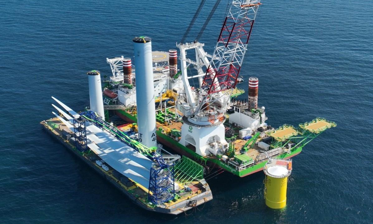 Vineyard Wind Project Wind Turbine Installation